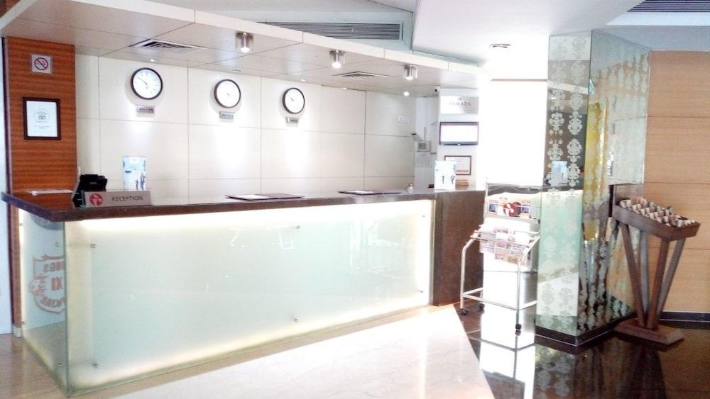 Ramada By Wyndham Navi Mumbai Hotel Kültér fotó