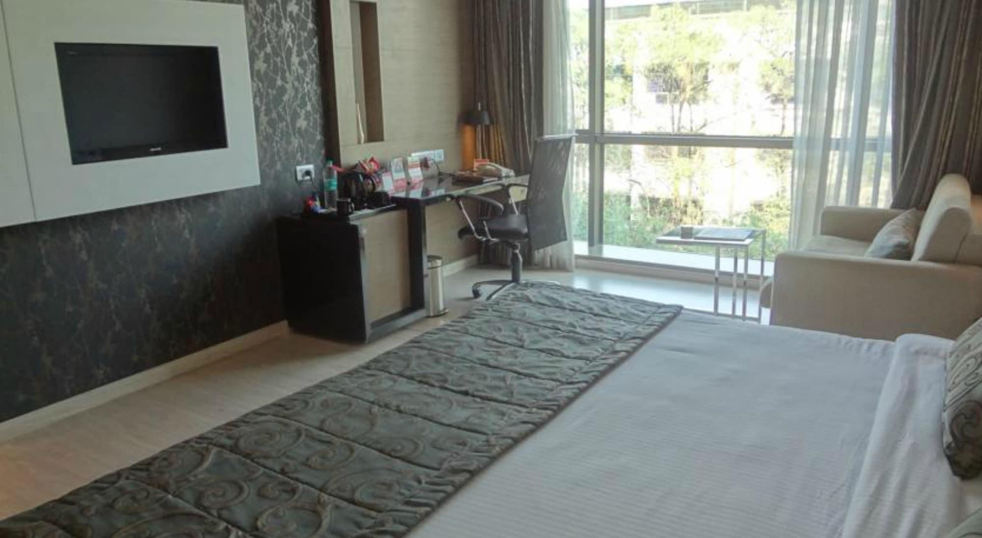 Ramada By Wyndham Navi Mumbai Hotel Kültér fotó