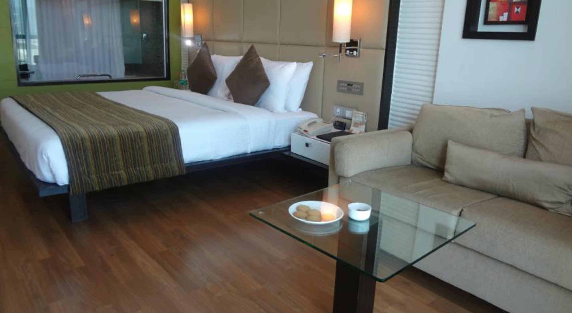 Ramada By Wyndham Navi Mumbai Hotel Kültér fotó