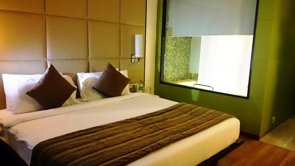 Ramada By Wyndham Navi Mumbai Hotel Kültér fotó
