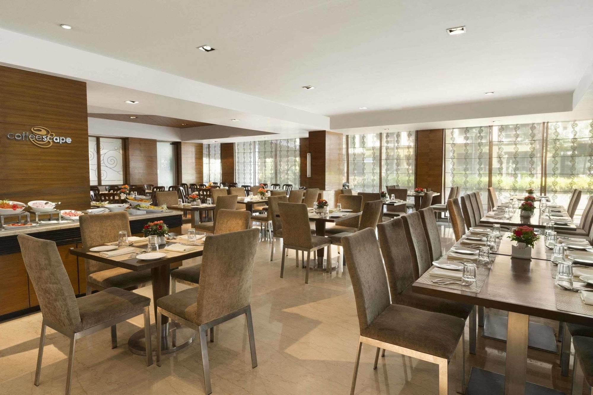 Ramada By Wyndham Navi Mumbai Hotel Kültér fotó