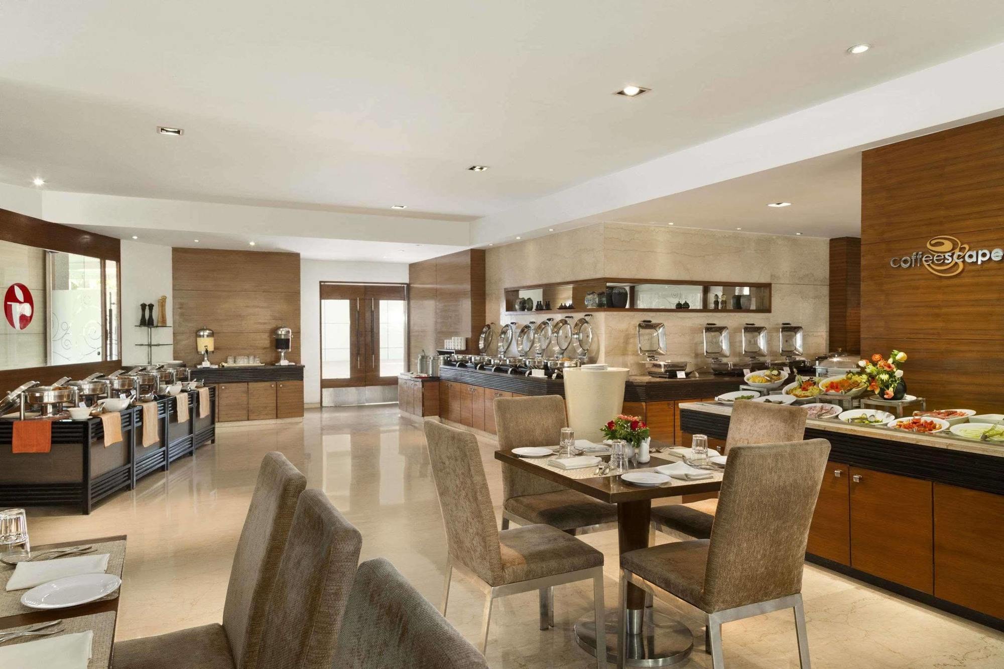 Ramada By Wyndham Navi Mumbai Hotel Kültér fotó